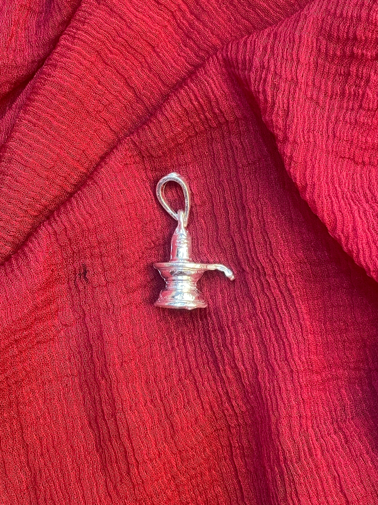 92.5 Silver Shiva Lingam Design Pendant for Men & Women – Traditional Temple Style