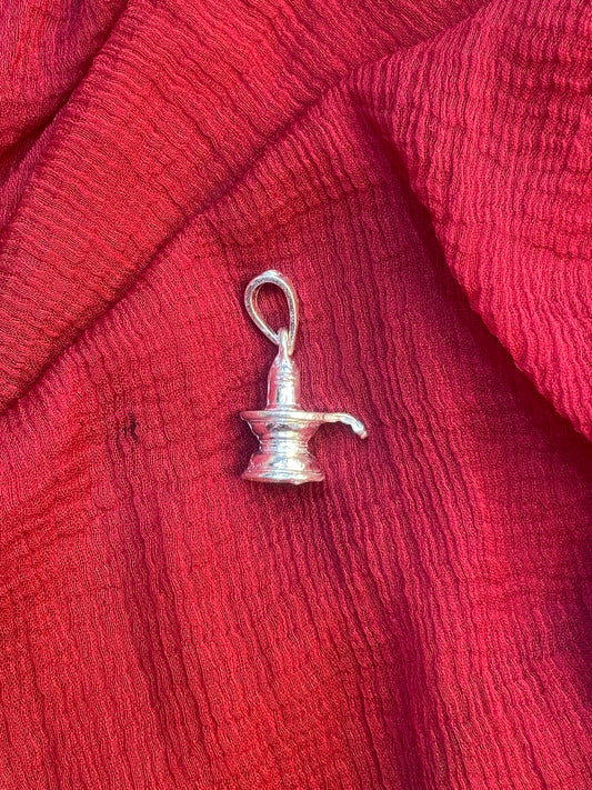92.5 Silver Shiva Lingam Design Pendant for Men & Women – Traditional Temple Style