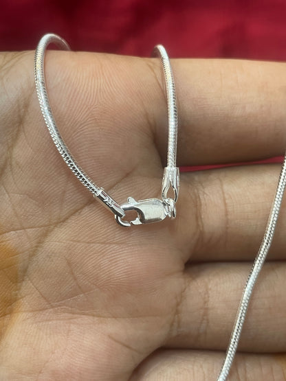 92.5 Silver Men’s Chain 18 Inches | Stylish Textured Link Design | Elegant Fashion Jewellery