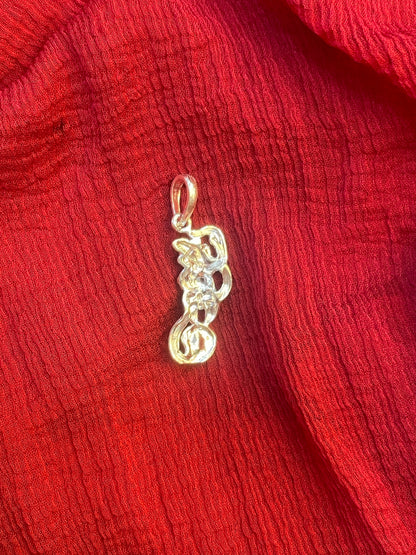 92.5 Silver Ganesha Standing on Snake Design Pendant for Men & Women – Traditional Temple Style