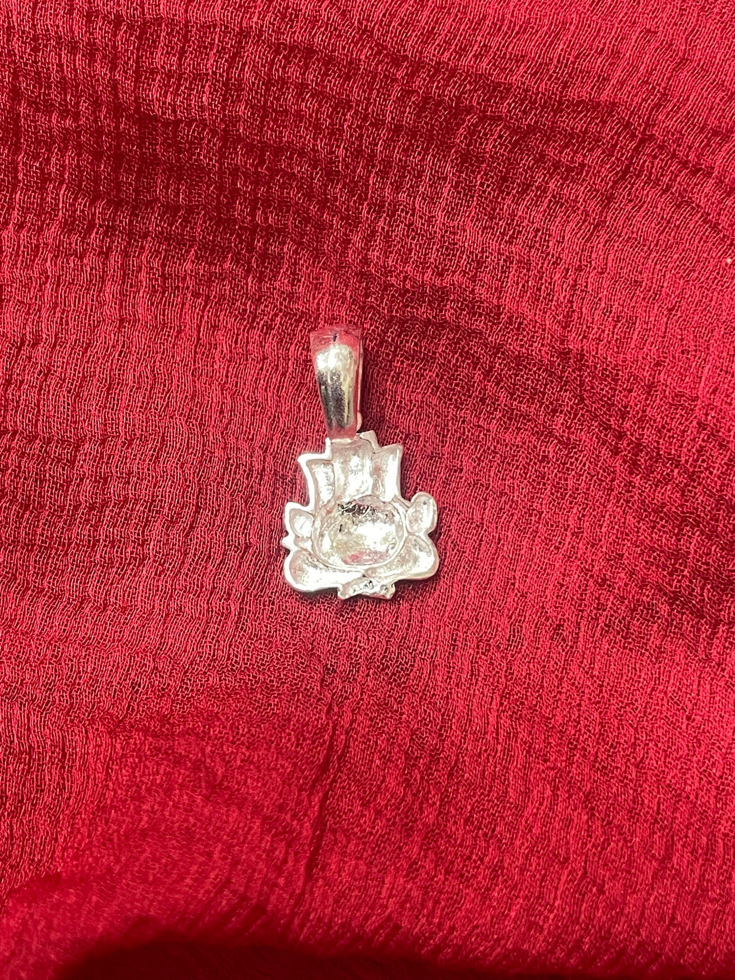92.5 Silver Ganesha Design Pendant for Men & Women – Traditional Finish
