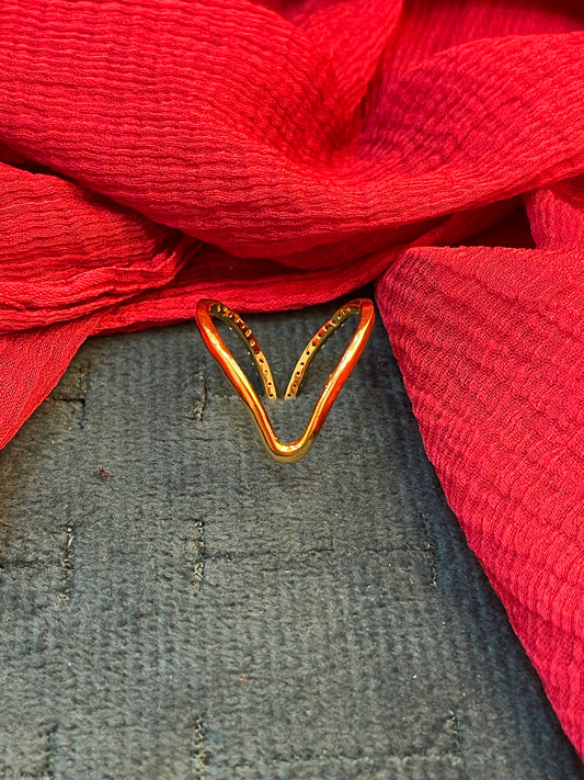 92.5 silver stylish gold plated vanki ring