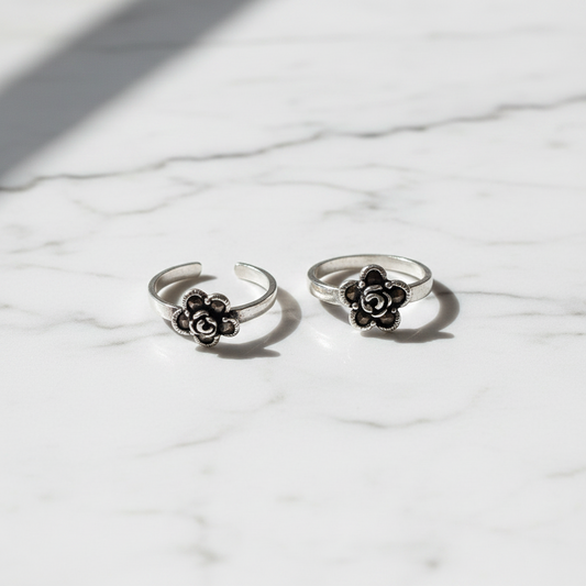 925 Sterling Silver Pyrite Rose Toe Rings for Women | Oxidised Floral Design