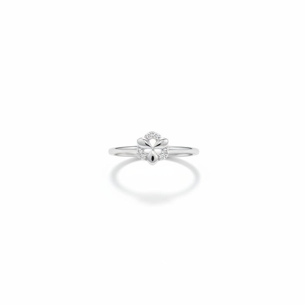 92.5 Sterling Silver Teardrop Centre Finger Ring