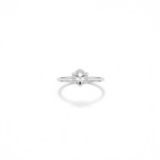 92.5 Sterling Silver Teardrop Centre Finger Ring