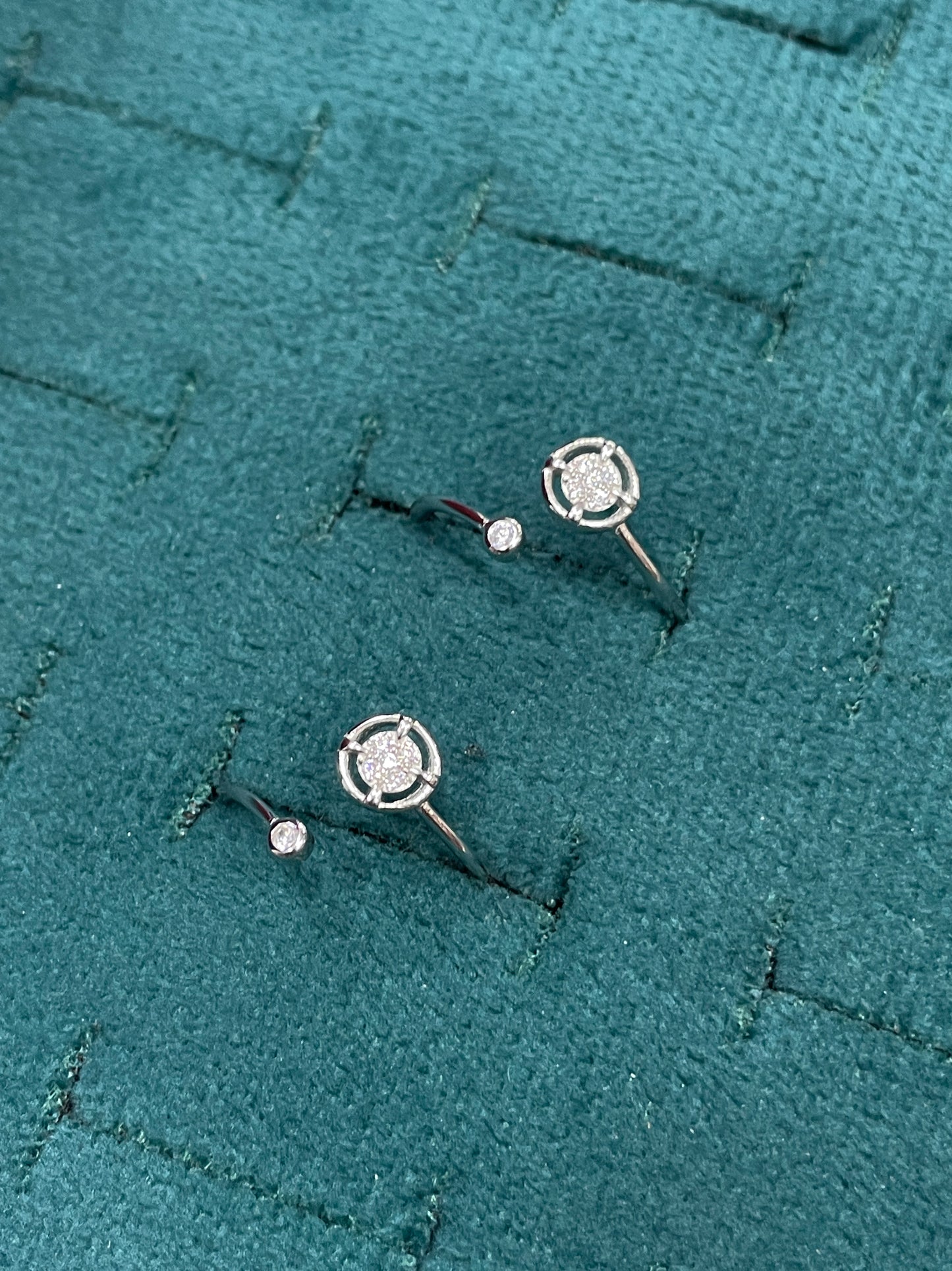 92.5 Sterling Silver Circular Toe Rings for Women | Minimal Elegant Design