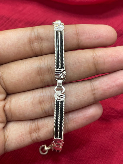 92.5 Silver Stylish Bracelets for Men 9 Inches | Modern Design | Premium Jewellery