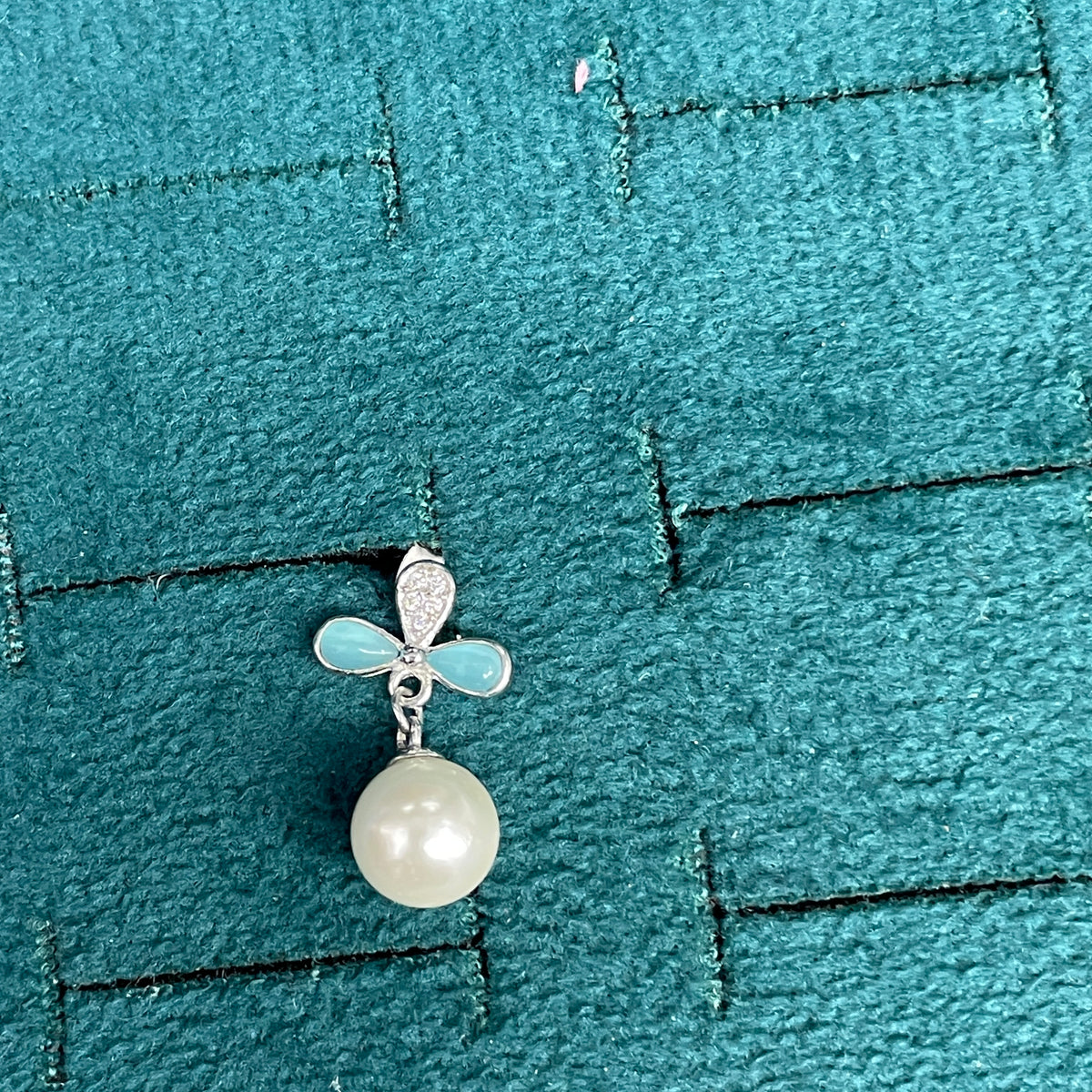 92.5 Silver Pearl Hanging Earrings for Women | Stylish Dangle Design | Elegant Jewellery pair