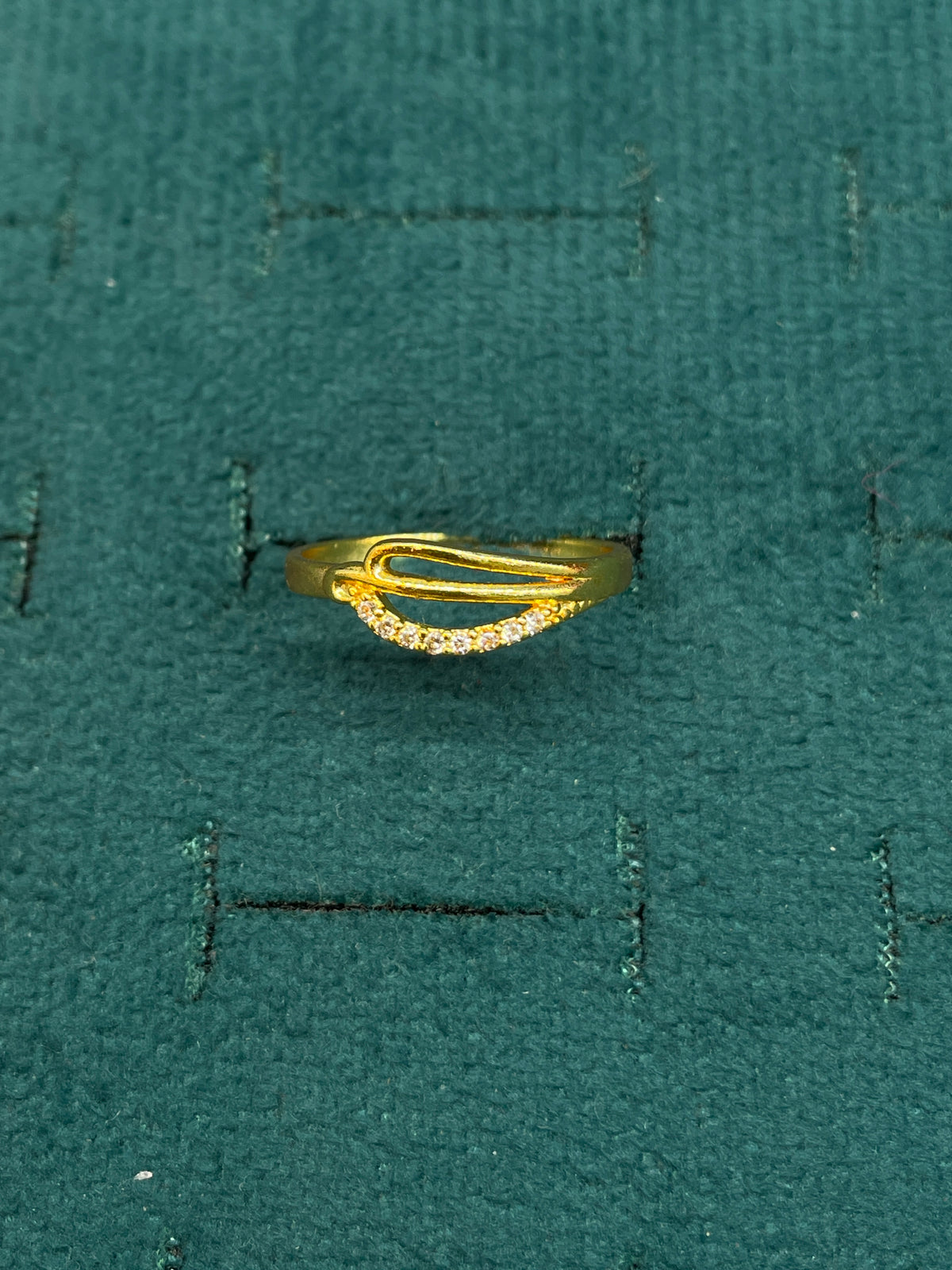 92.5 Silver Gold Plated White CZ Loop Ring for Women