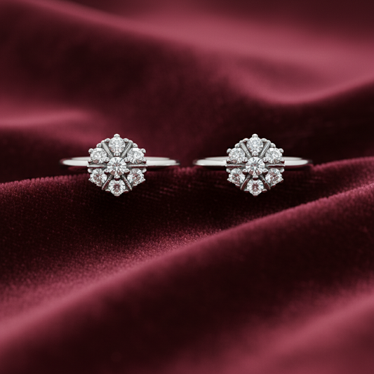 92.5 Silver 7 Stone Floral Cluster Adjustable Toe Rings for Women | Snowflake Design