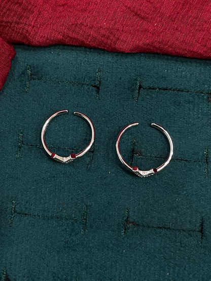 925 Silver V Toe rings