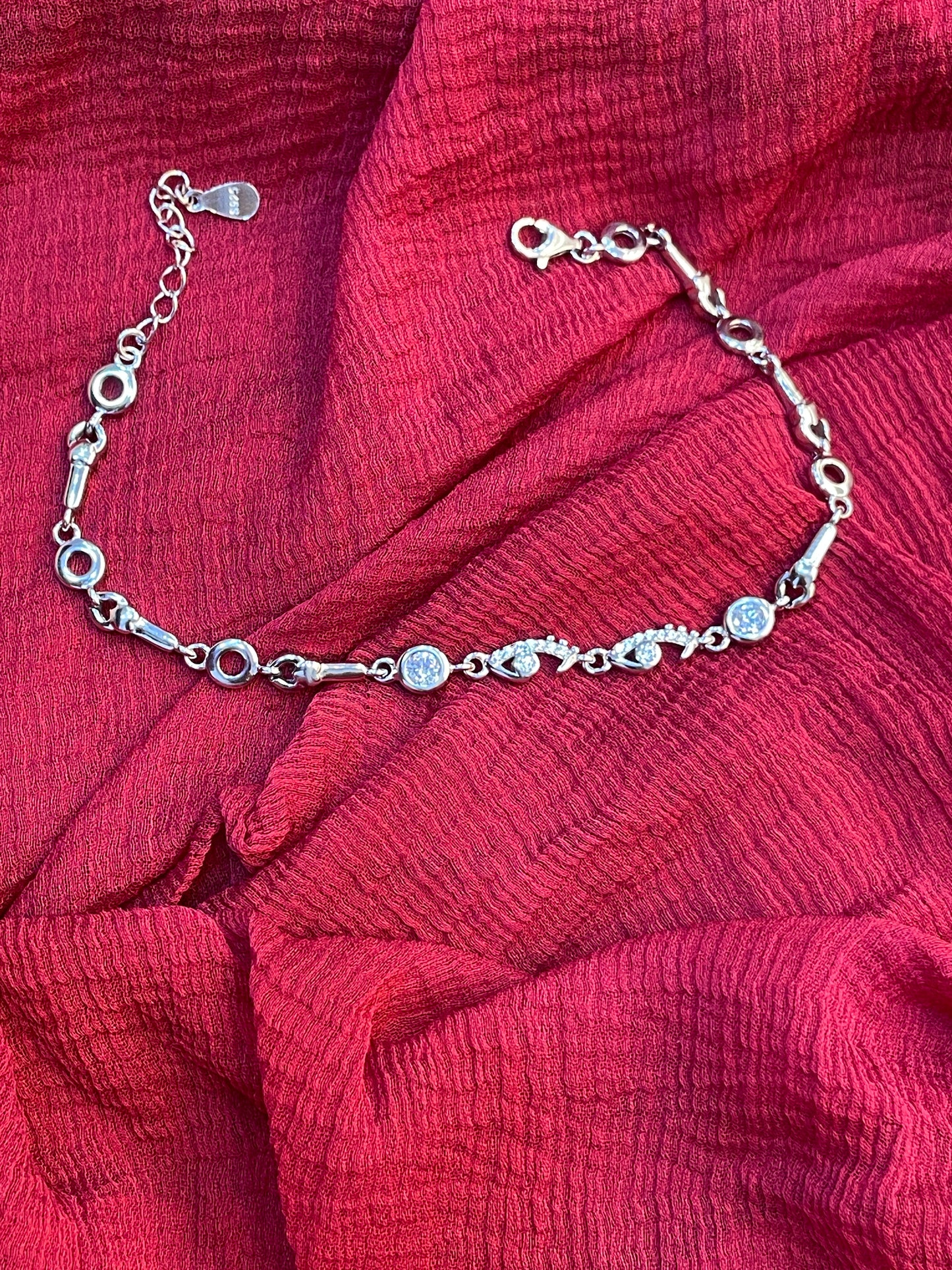 92.5 Silver Stylish Bracelet for Women 7.9 Inches | Elegant Modern Design | Lightweight Jewellery