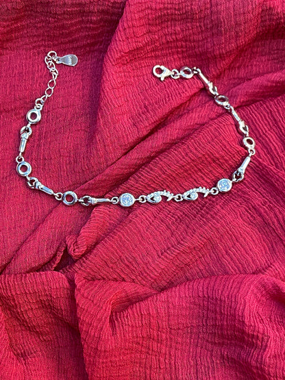 92.5 Silver Stylish Bracelet for Women 7.9 Inches | Elegant Modern Design | Lightweight Jewellery