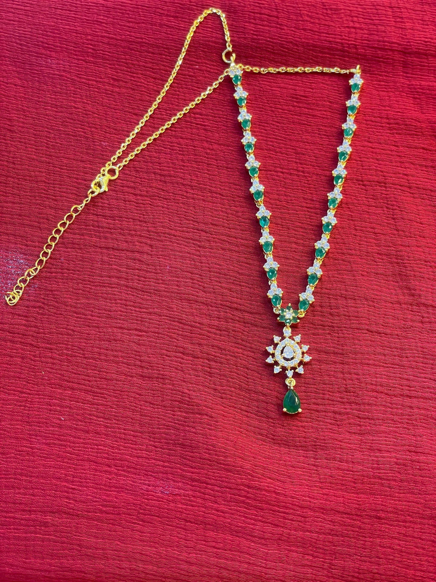 92.5 silver gold plated classic green stone necklace with earrings