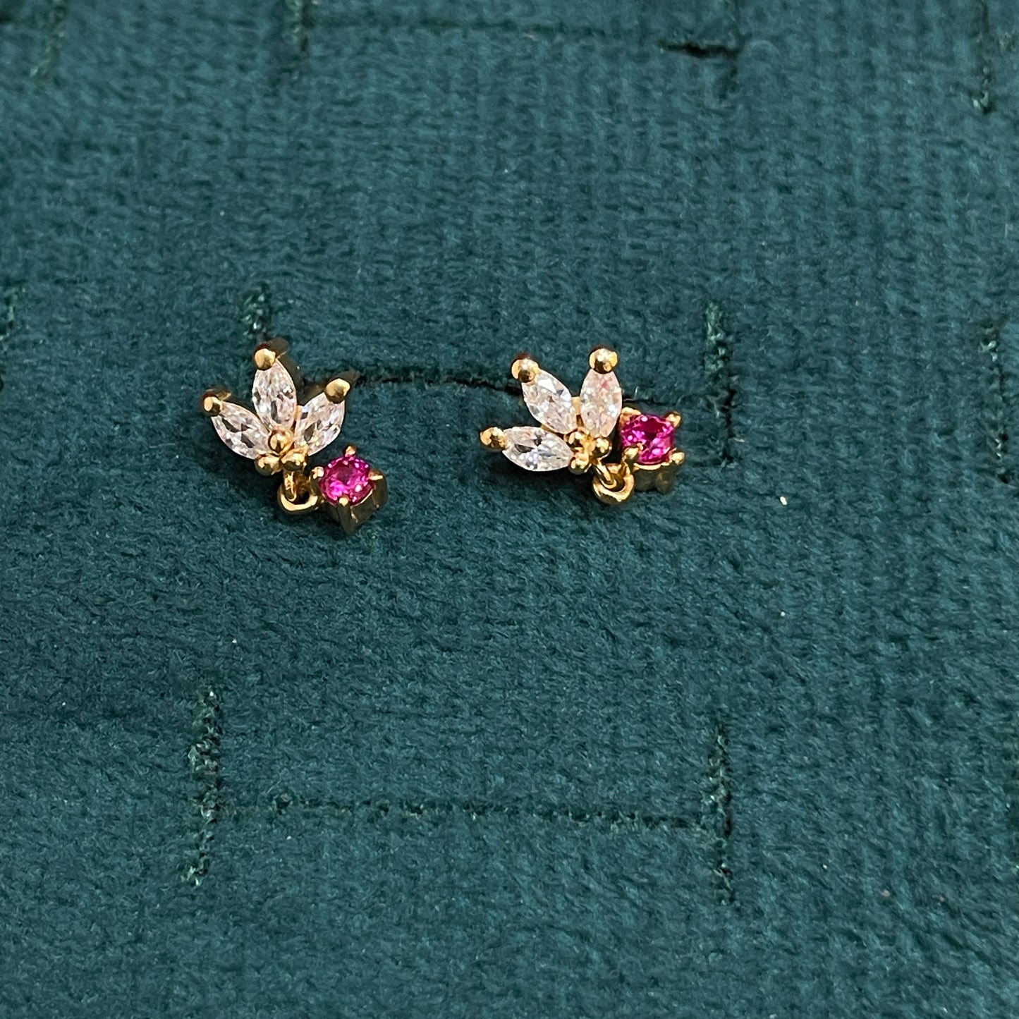 925 Silver Gold Plated Flower Drop Earstuds