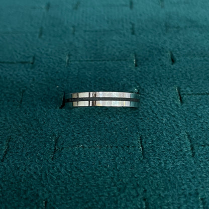 92.5 Silver Black Stripe Band Ring