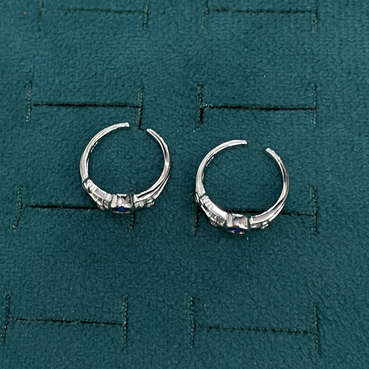 92.5 Silver Blue & White CZ Double Band Toe Rings for Women
