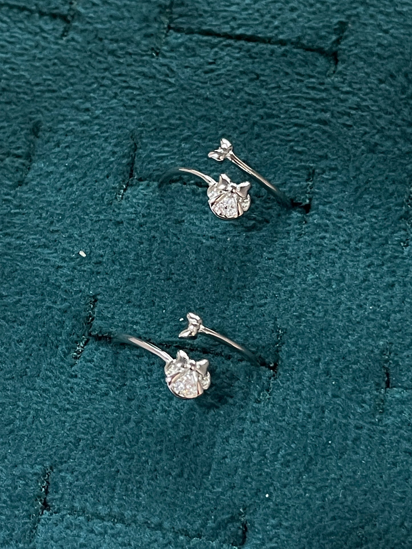 92.5 Silver Toe Rings for Women | Studded Bow Design | Traditional Jewellery
