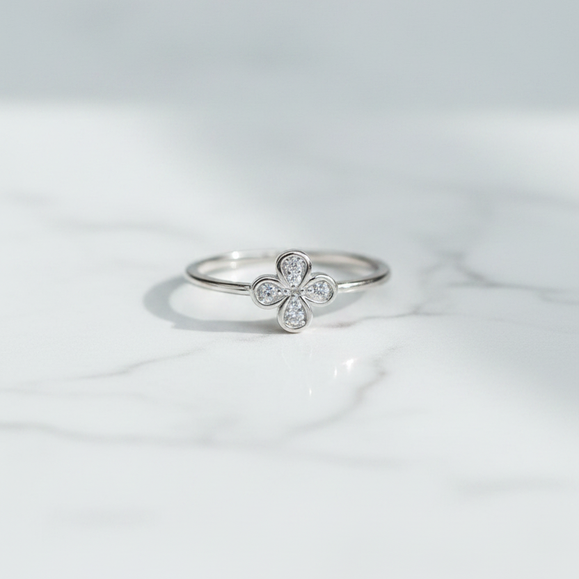 92.5 Sterling Silver Four-Petal White CZ Flower Finger Ring