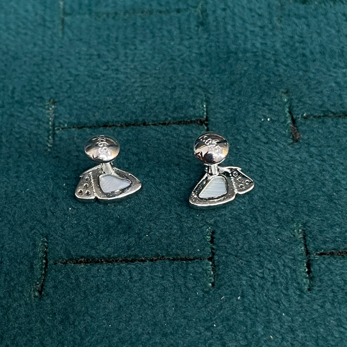 92.5 Silver White Mother-of-Pearl Butterfly Stud Earrings Pair
