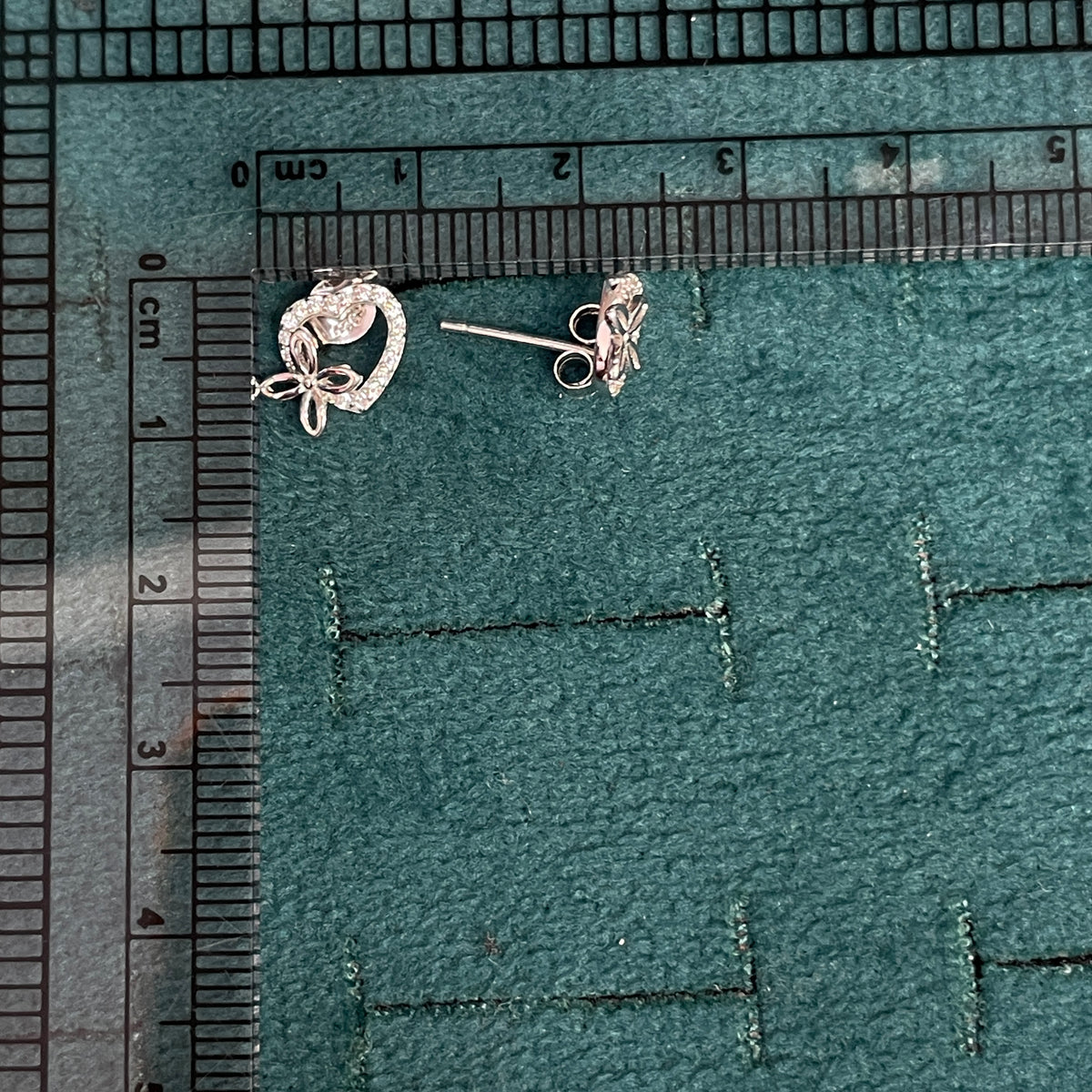 92.5 Silver Premium Heart Studs | Classy Romantic Design | Jewellery pair