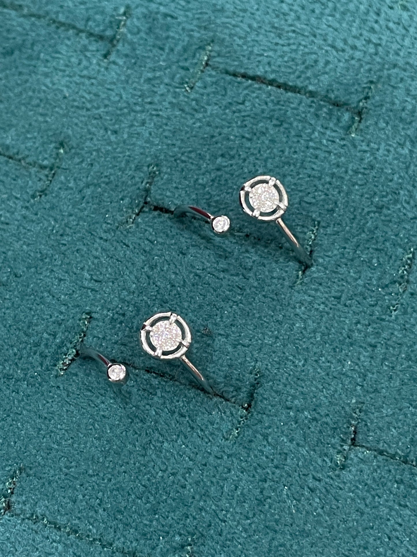 92.5 Sterling Silver Circular Toe Rings for Women | Minimal Elegant Design