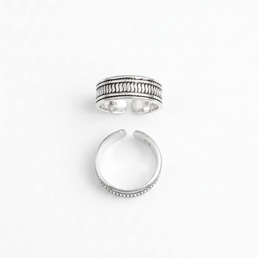 92.5 Silver Oxidised Wave Band Toe Rings