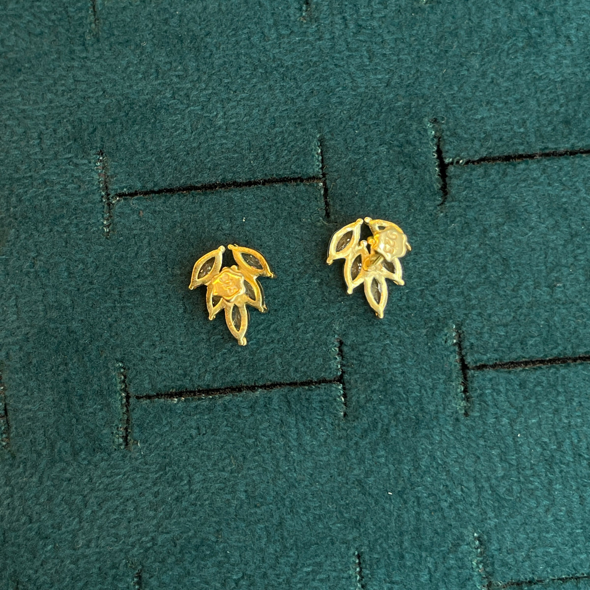 92.5 Silver Gold Plated White CZ Leaf Stud Earrings Pair