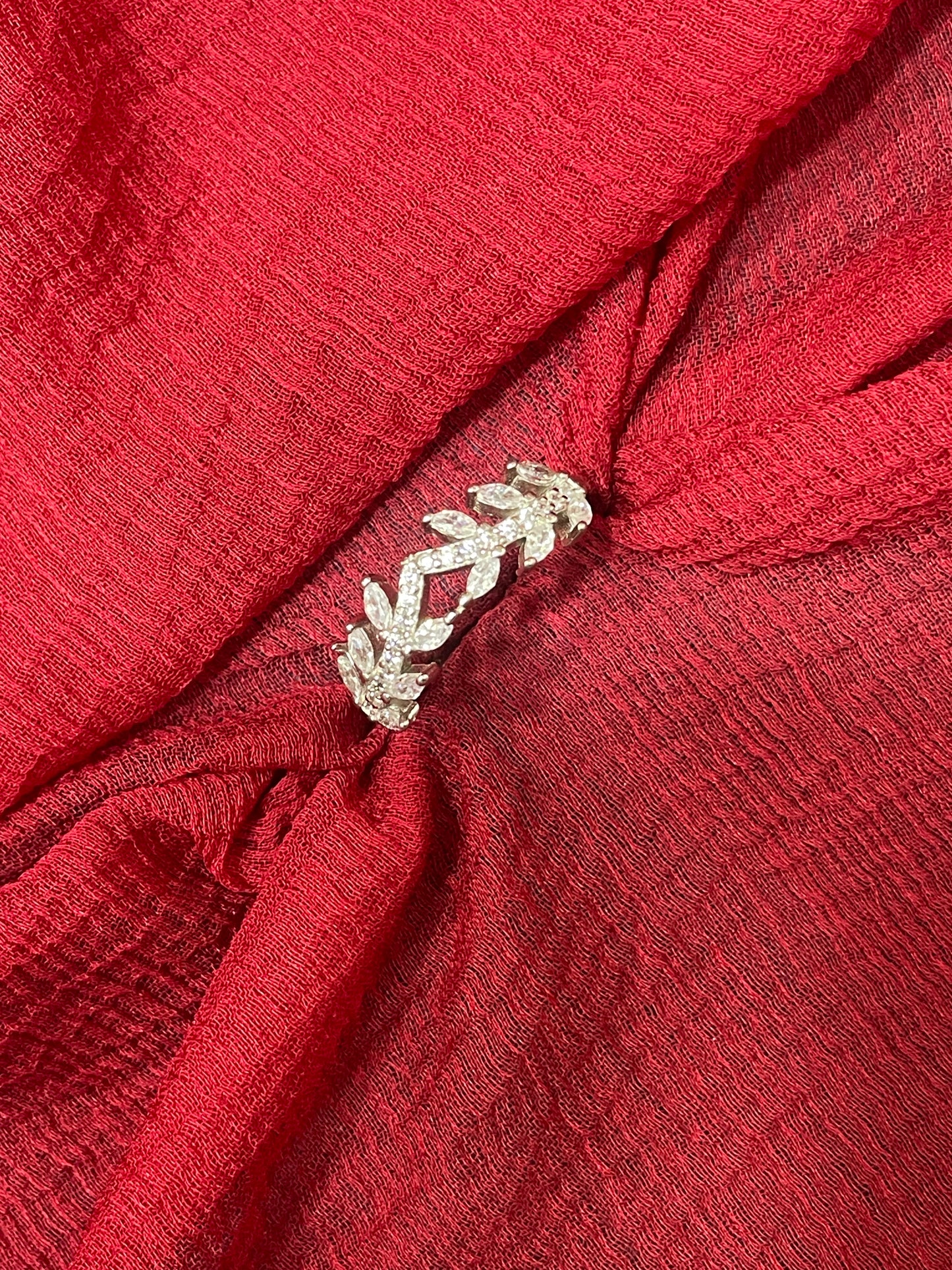 92.5 silver stylish leaf ring size 10