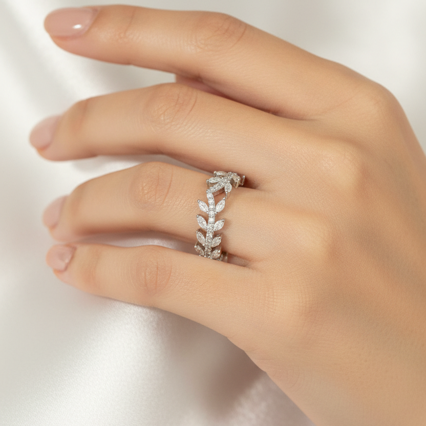 92.5 silver stylish leaf ring size 10