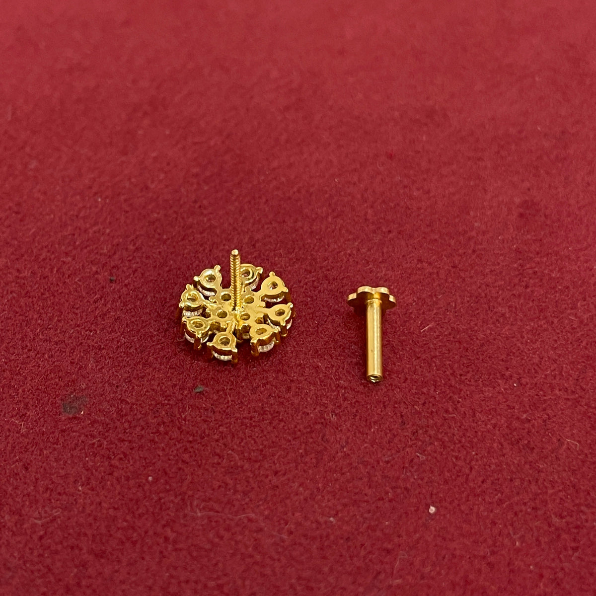 92.5 Silver Gold Plated White CZ Flower Cluster Nose Pin for Women