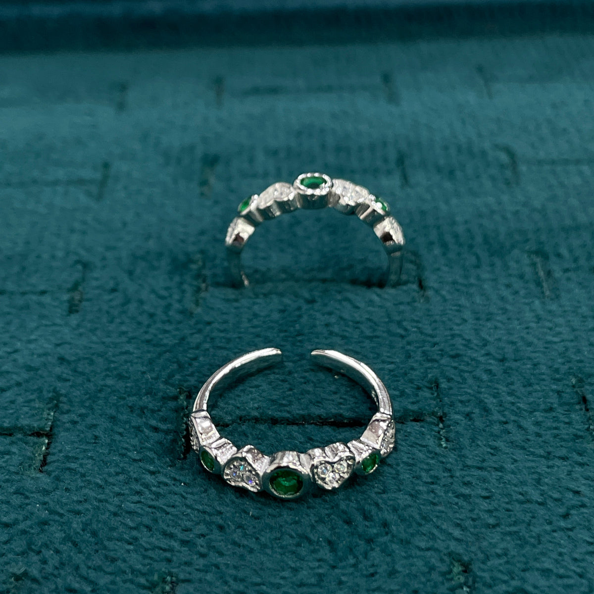 92.5 Silver Green & White CZ Eternity Band Toe Rings for Women