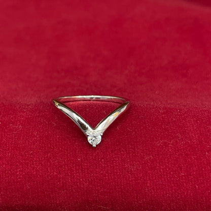 92.5 Sterling Silver CZ Solitaire Finger Ring