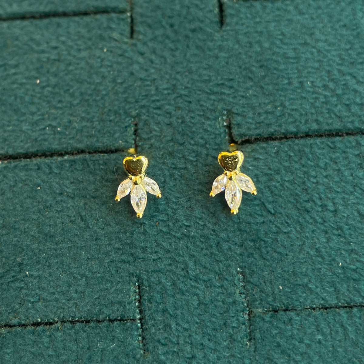 92.5 Silver Gold-Toned Heart & Leaf Studs Pair