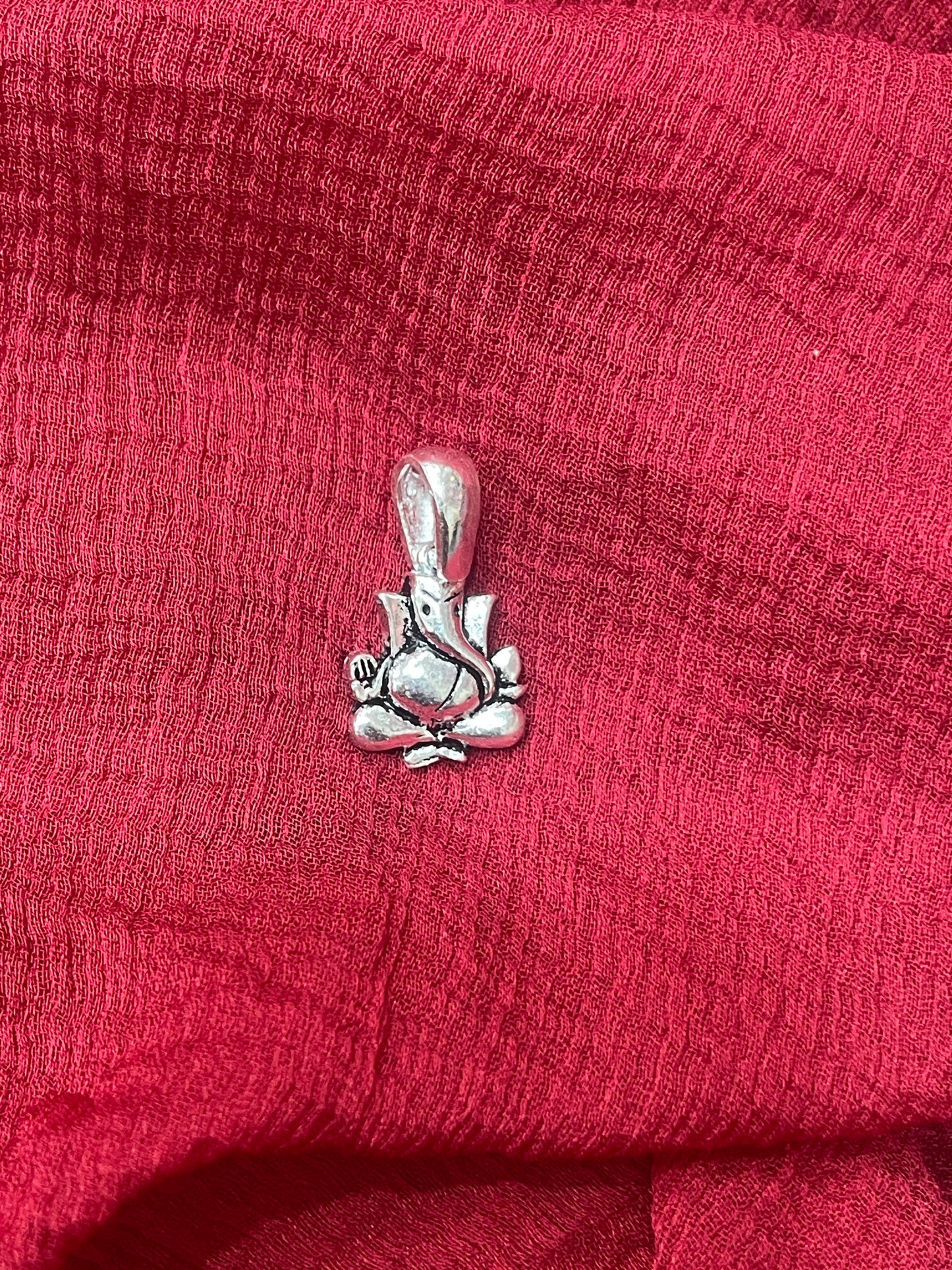 92.5 Silver Ganesha Design Pendant for Men & Women – Traditional Finish