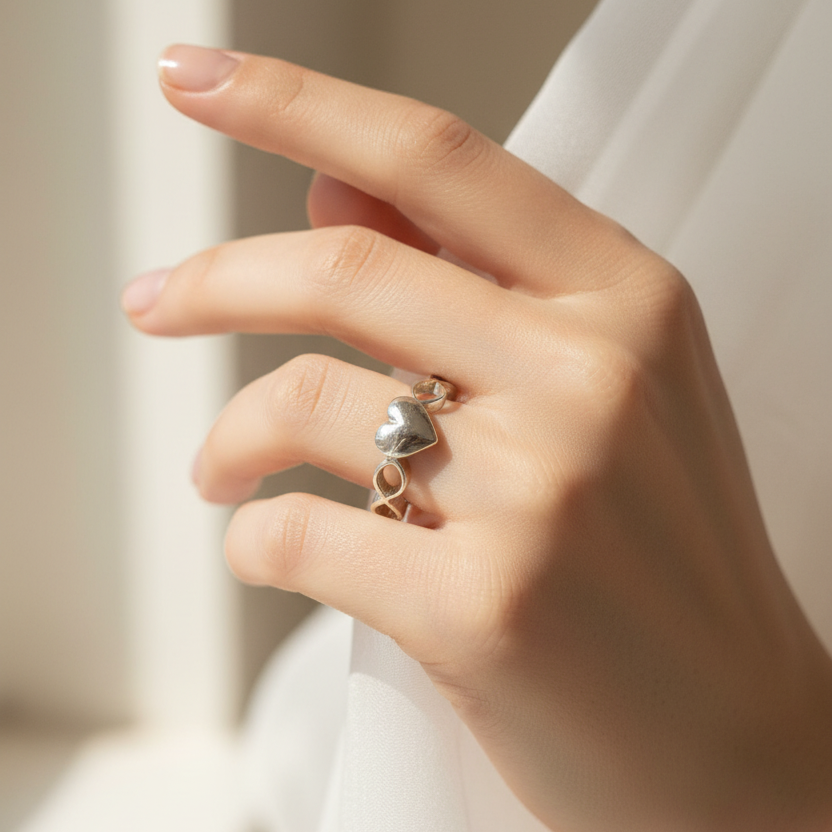 92.5 silver stylish heart ring