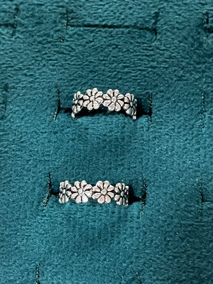 92.5 Silver Toe Rings for Women | Floral Oxidised Design | Traditional Jewellery