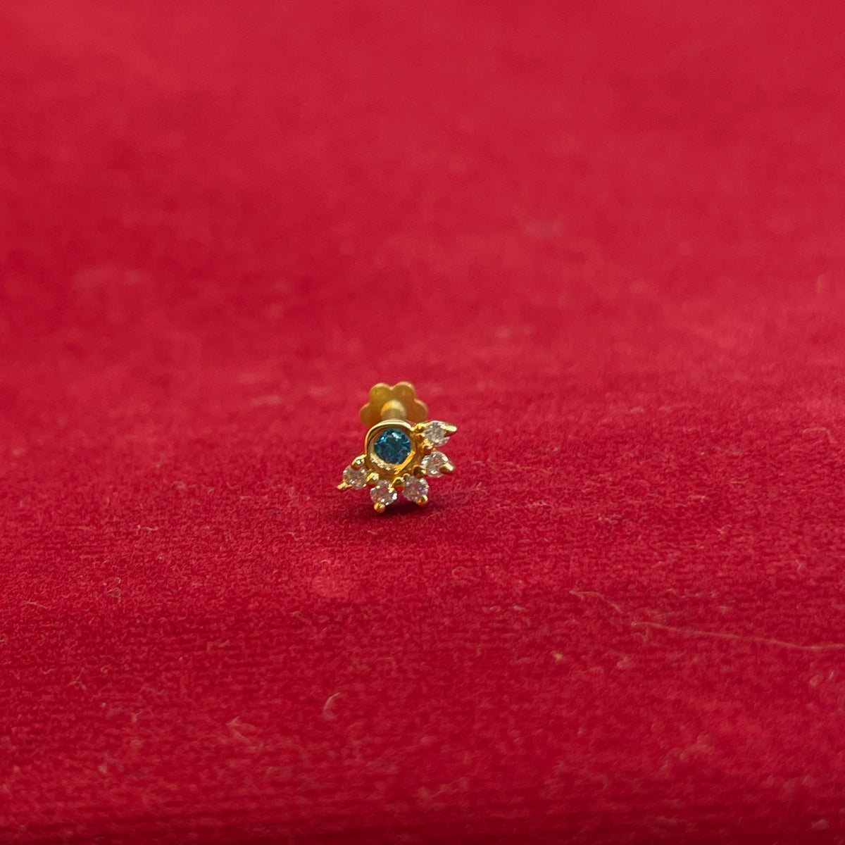 92.5 Sterling Silver Gold Plated Blue CZ Crown Nose Pin