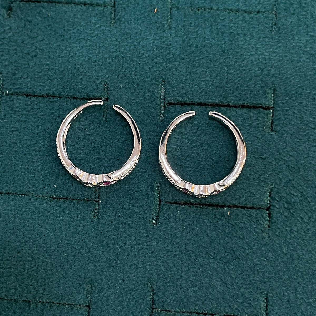 92.5 Silver Pink CZ Heart Toe Rings for Women