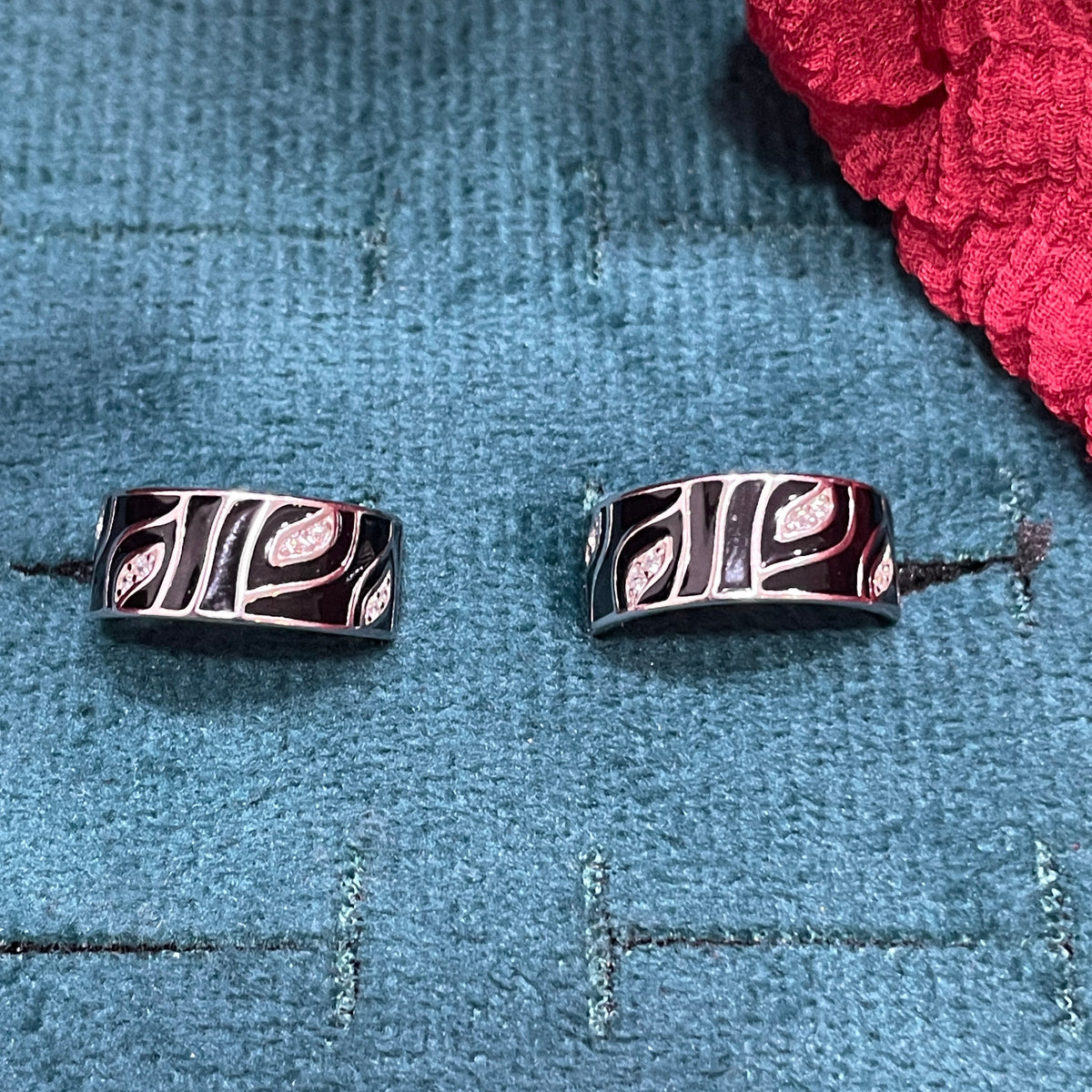 92.5 Sterling Silver Black Enamel & CZ Abstract Pattern Toe Rings for Women | Wide Band Adjustable Open Toe Ring Pair