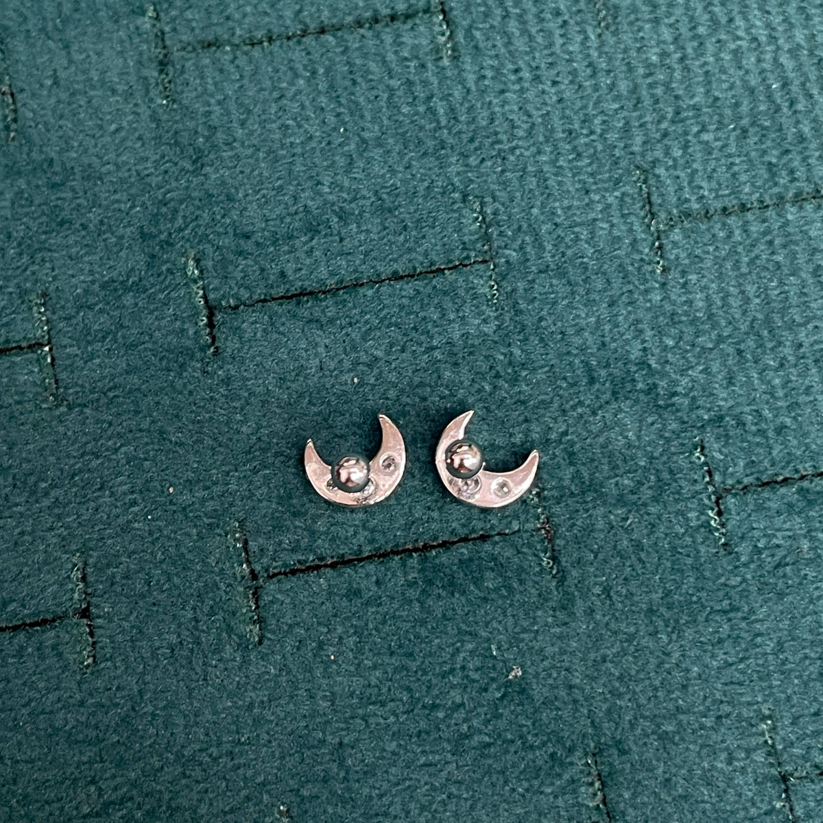 925 Silver Crescent Studs - Ball back pair