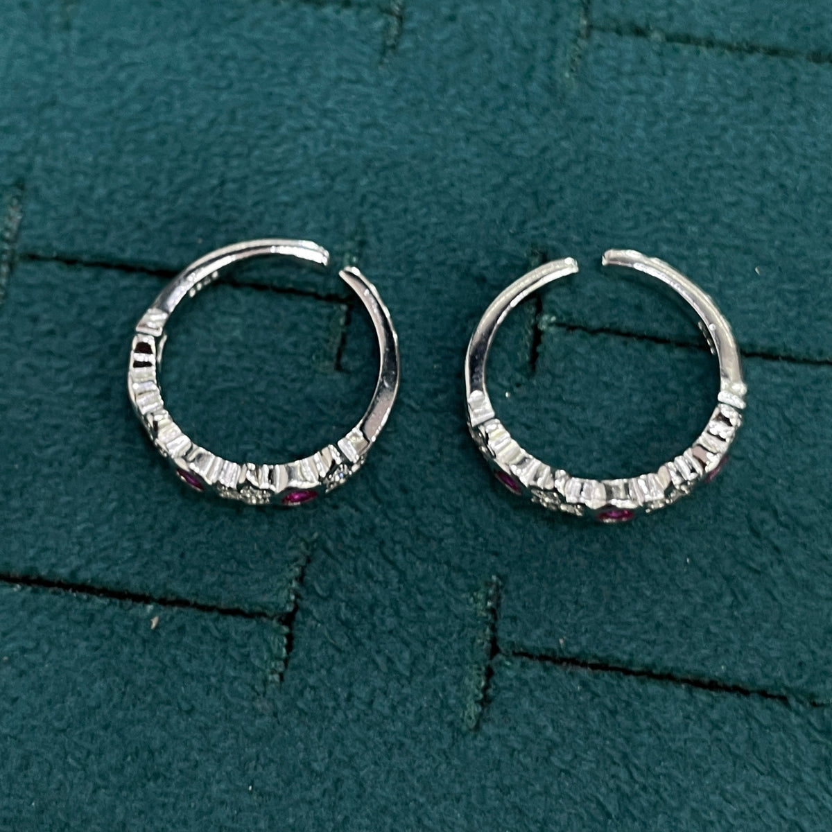 92.5 Sterling Silver Ruby Pink CZ & Star Pave White CZ Toe Rings