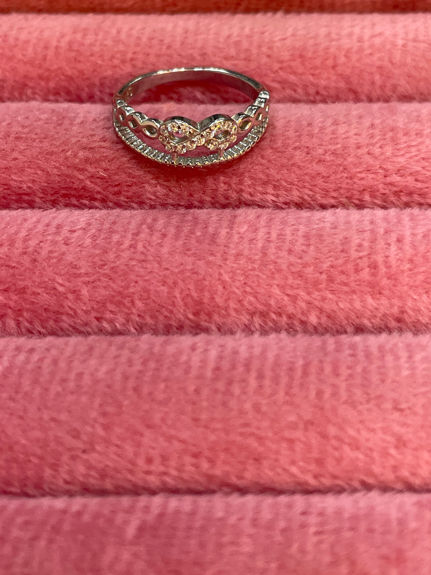 92.5 silver stylish infinity ring size 10