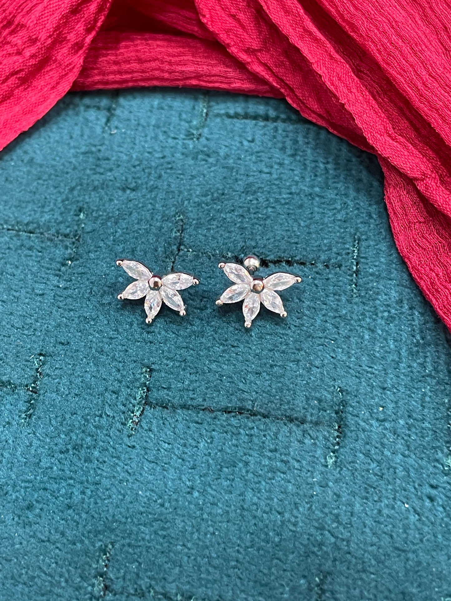 92.5 Silver Five Leaf Earrings | Minimal Floral Design | Jewellery