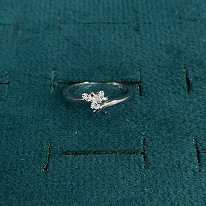 92.5 Silver Clear Stone Floral Ring for Women