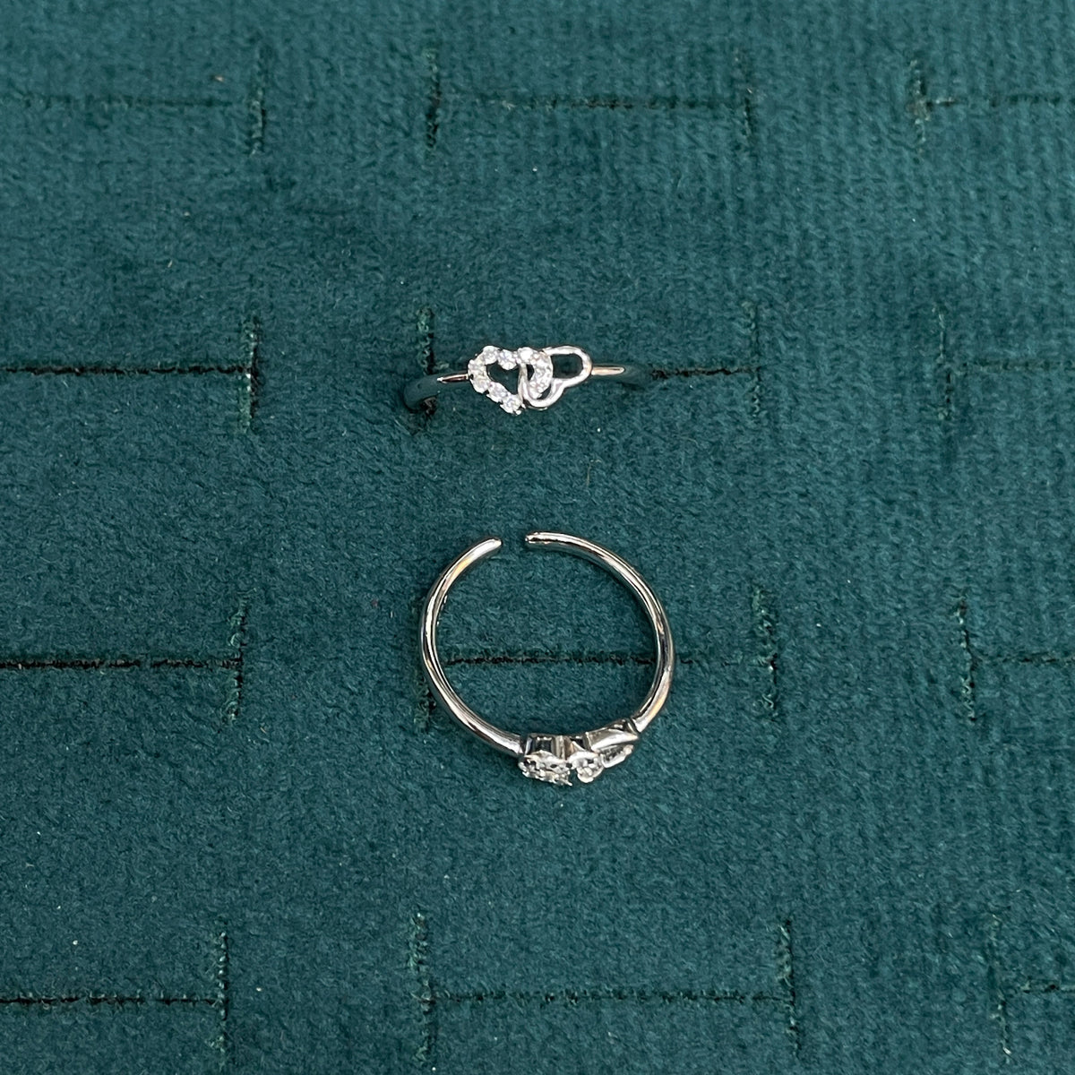 92.5 Sterling Silver CZ Heart & Loop Knot Toe Rings for Women