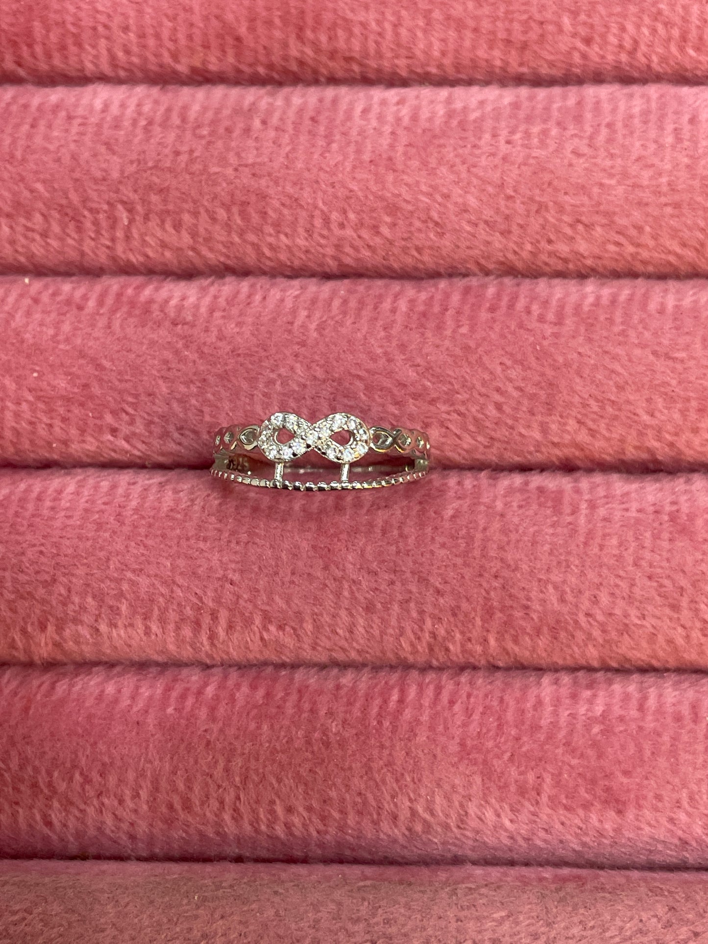 92.5 silver stylish infinity ring size 10