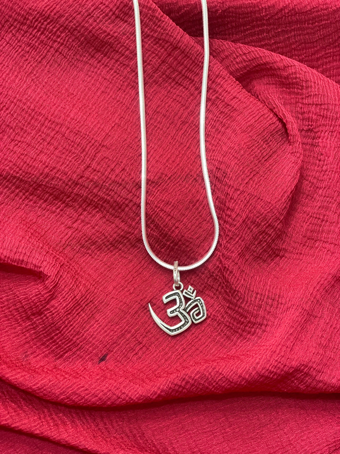 92.5 Silver Aum Pendant for Men & Women | Om Sacred Symbol | Traditional Spiritual Jewellery