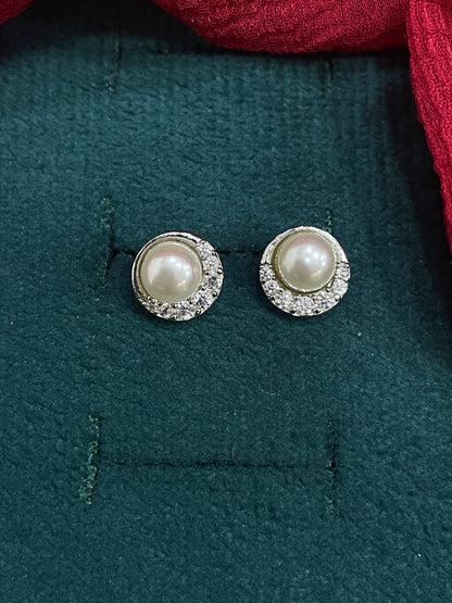 92.5 silver classy stylish pearl earrings