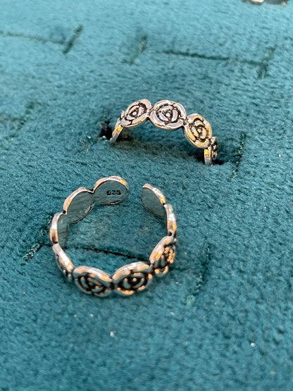 92.5 Silver Floral Adjustable Toe Rings for Women | Rose Pattern Design